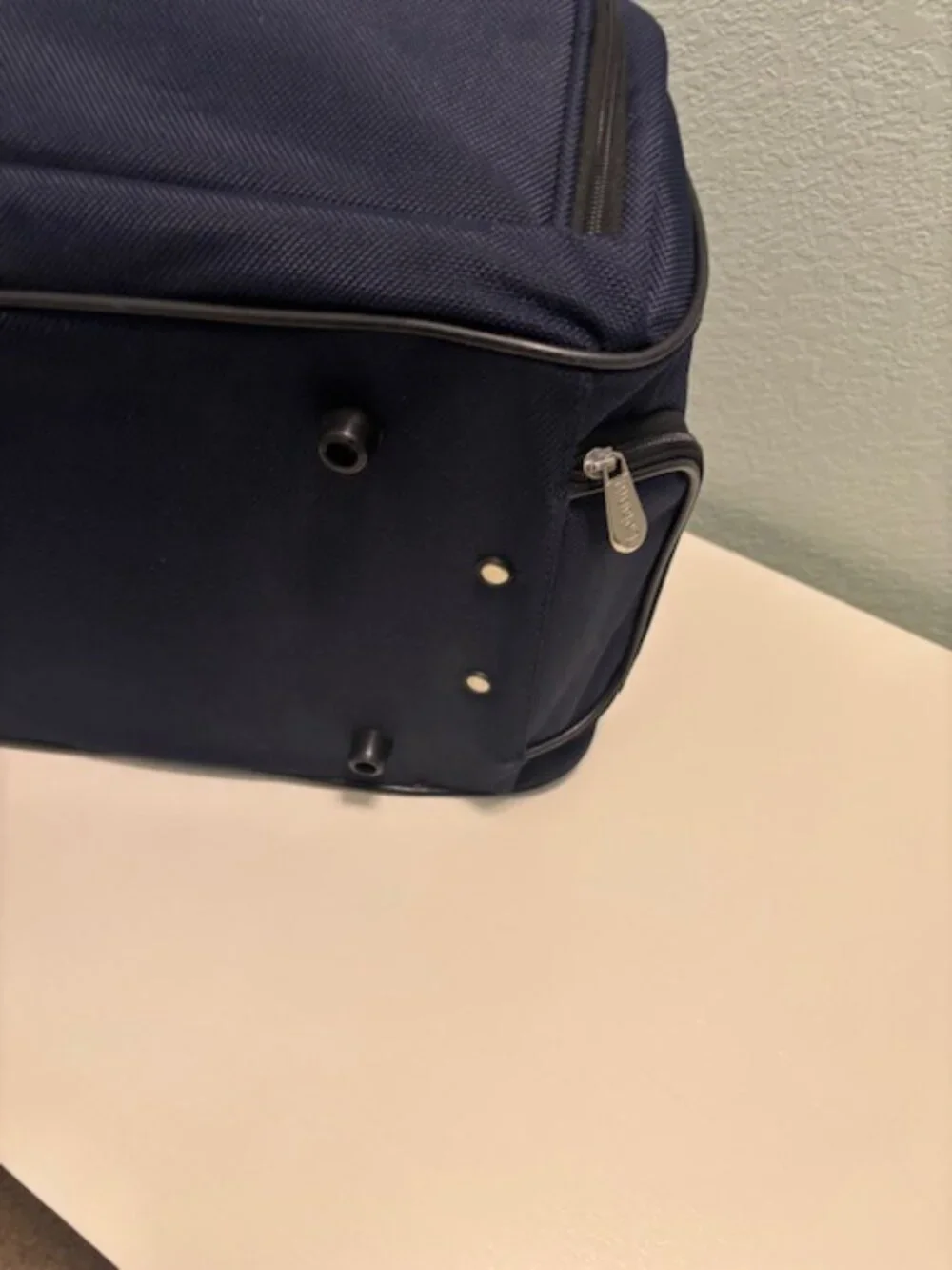 Oleg Cassini Navy Blue Travel Weekend Luggage Duffle Bag Rolling Wheels - SALE!